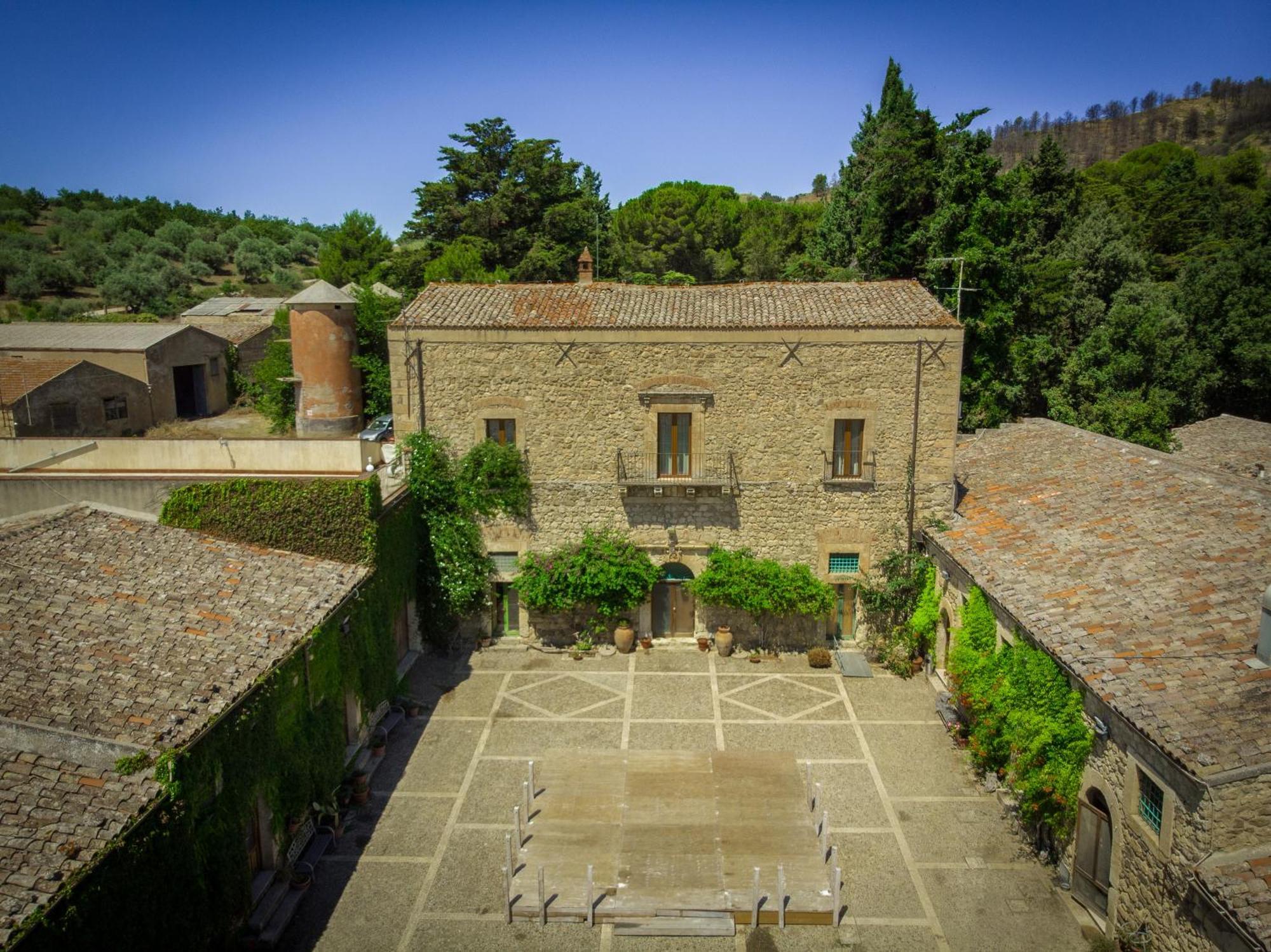 Agriturismo Feudo Tudia Landro Esterno foto